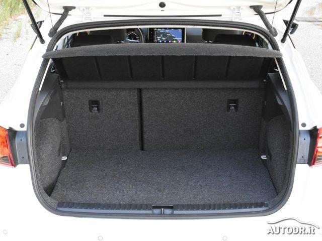 SEAT Arona 1.0 TGI Style, Fari LED, Retrocamera, Sedili risc.
