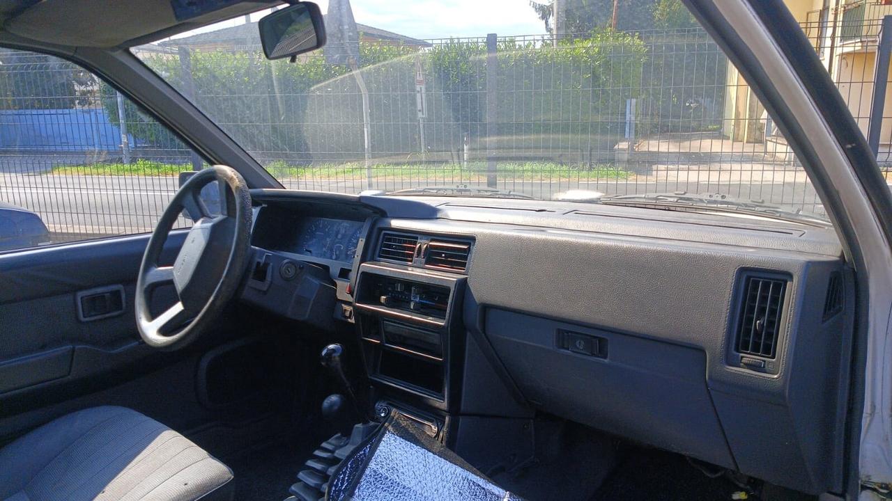 Nissan Terrano 2.7 turbodiesel autocarro 2 posti -1993