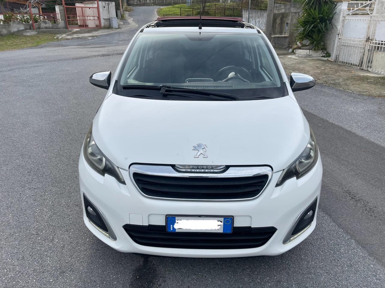 Peugeot 108 PureTech 82 5 porte Allure