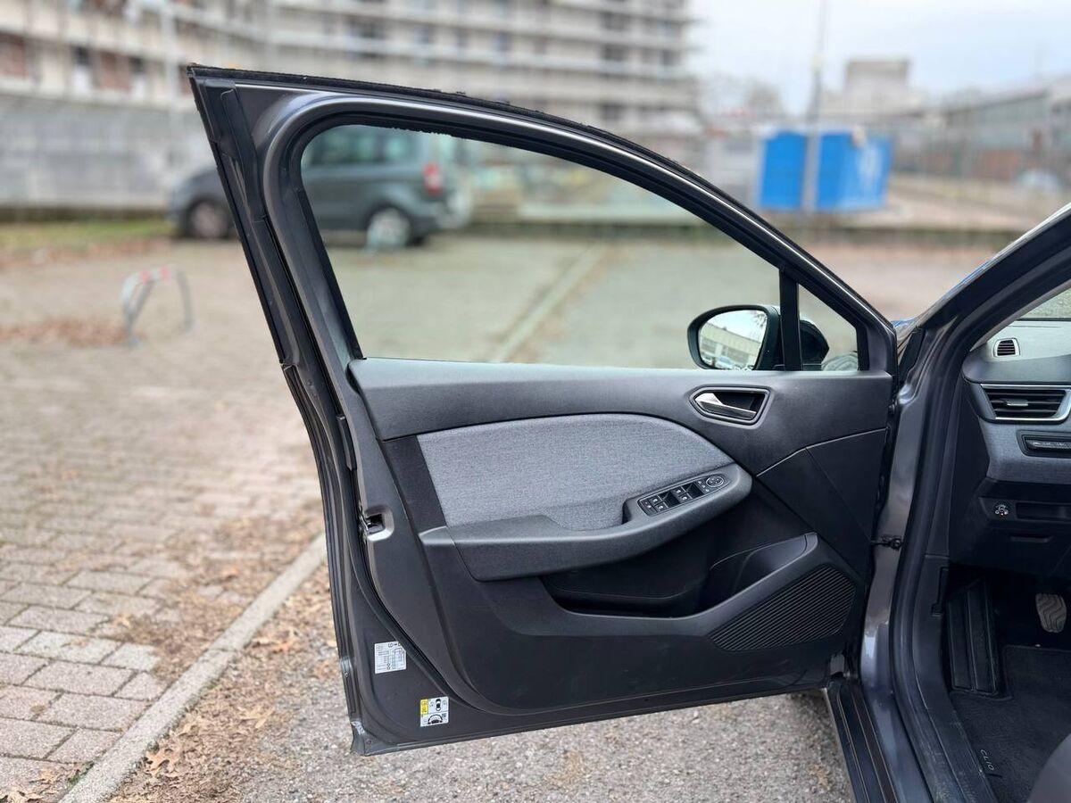 Renault Clio 1.0 tce Techno Gpl 100cv