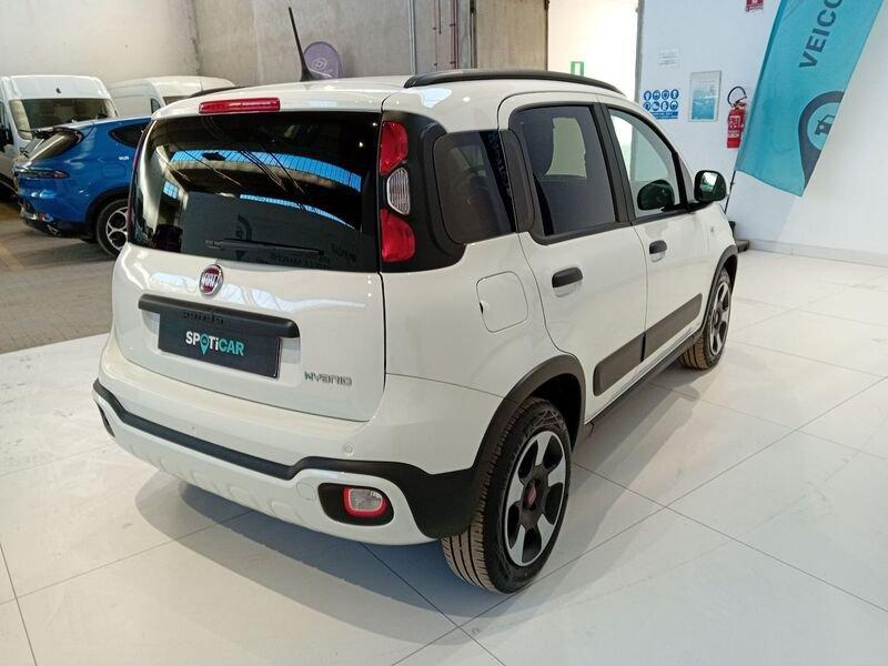 FIAT Panda 1.0 FireFly S&S Hybrid City Cross