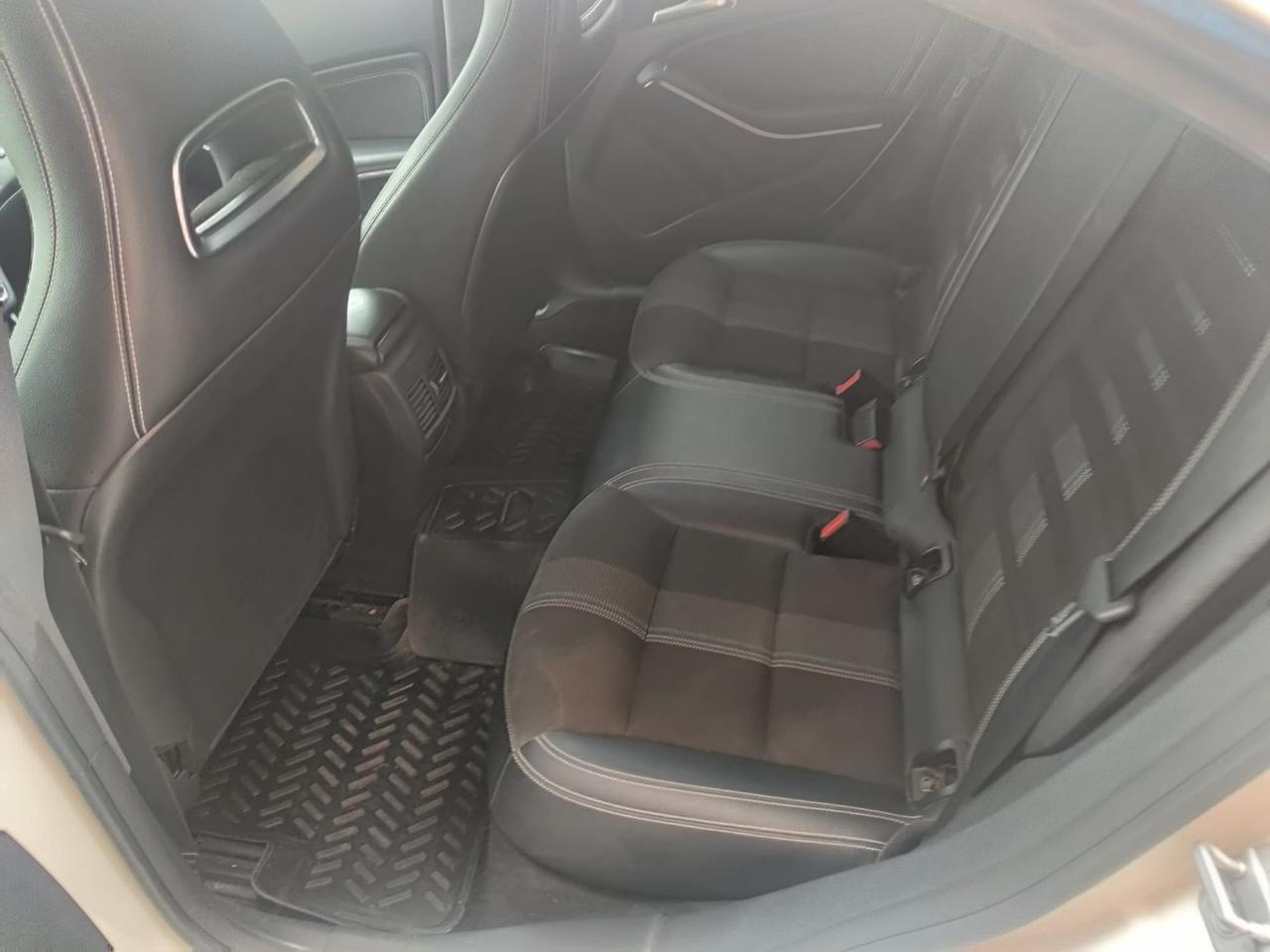 Mercedes-benz CLA 200d GARANZIA 12/36 MESI