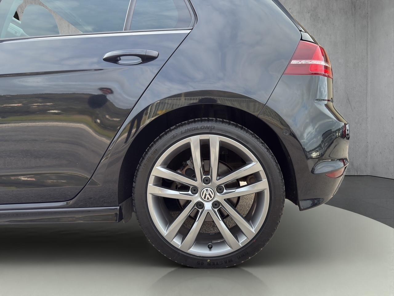 Volkswagen Golf 1.6 TDI 110 CV 5p. Sport Edition R LINE