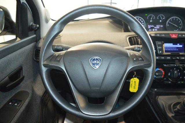 LANCIA Ypsilon 1.0 FireFly 5 porte S&S Hybrid Silver