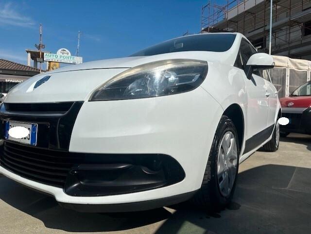 RENAULT SCENIC X- MOOD 1,5 DIESEL NAVIGATORE...