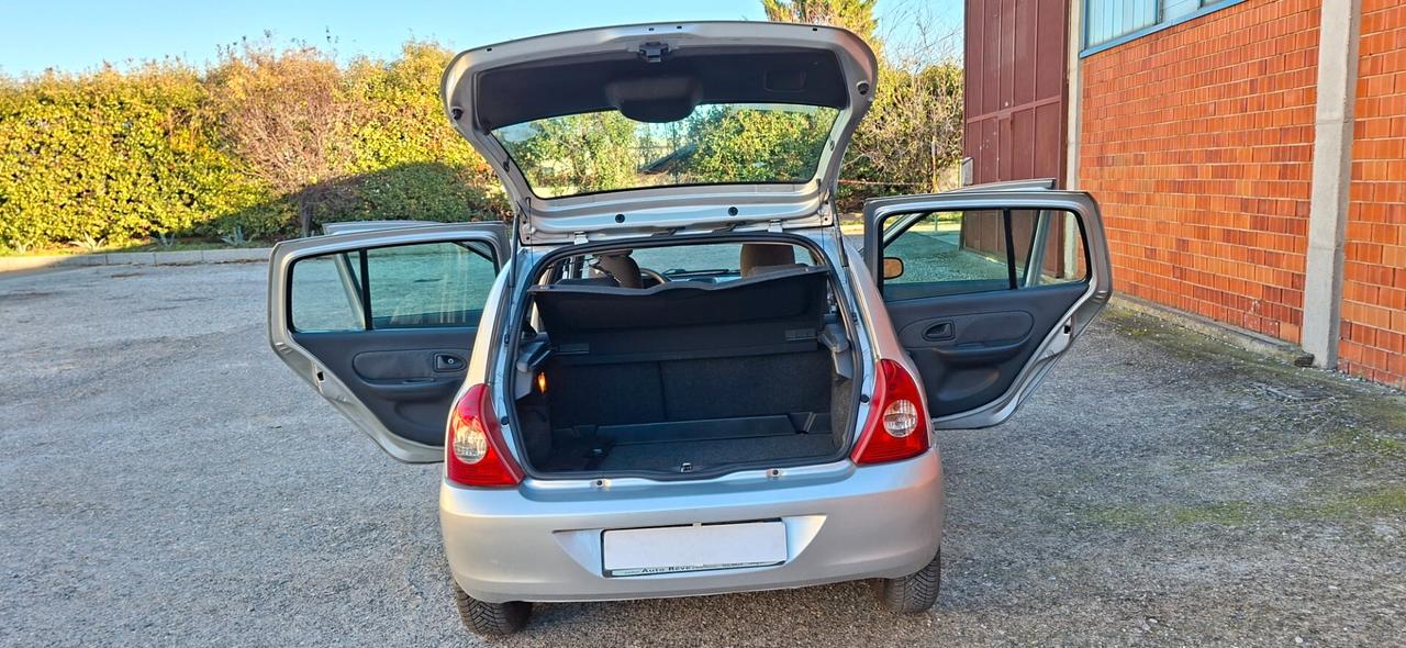 RENAULT CLIO 1.2 5 PORTE X NEOPATENTATI KM 120000