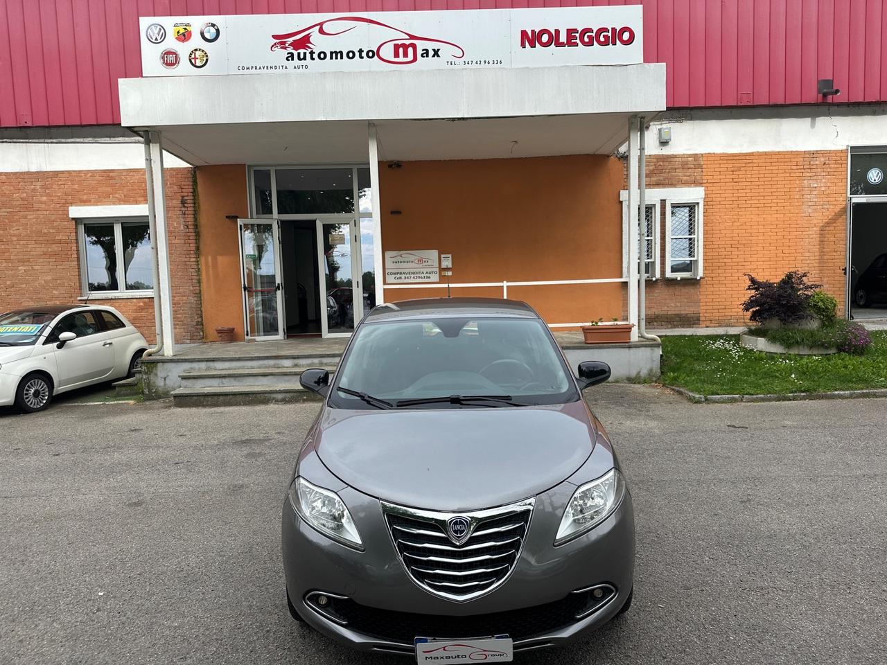 Lancia Ypsilon 0.9 TwinAir 85 CV 5 porte Metano Ecochic Gold