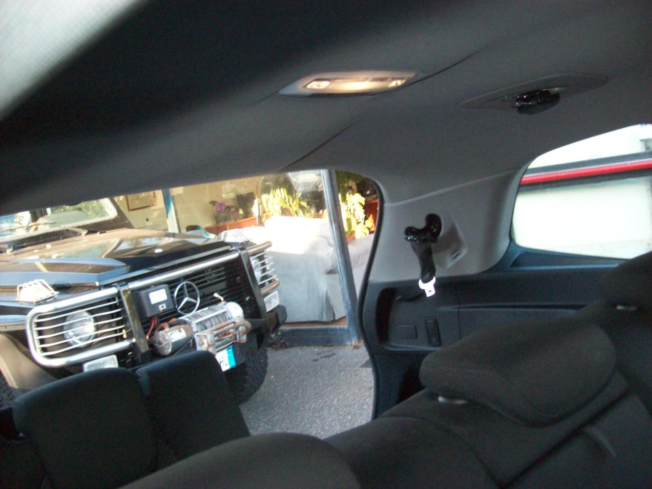 Bmw Serie 2 Gran Tourer 220d Business aut.