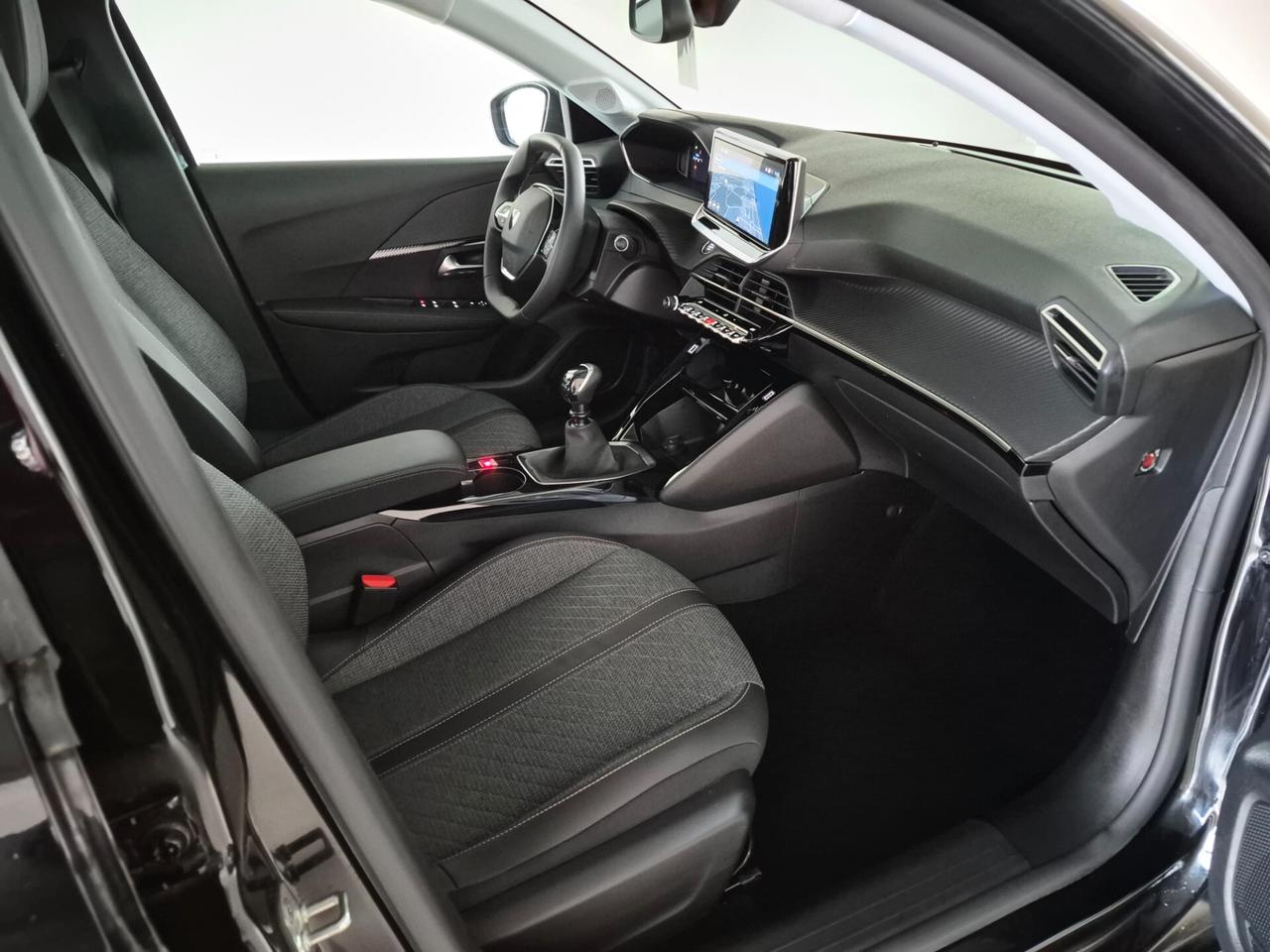 Peugeot 208 ALLURE 1.2 APPLE CARPLAY + ANDROID AUTO LED NAVI