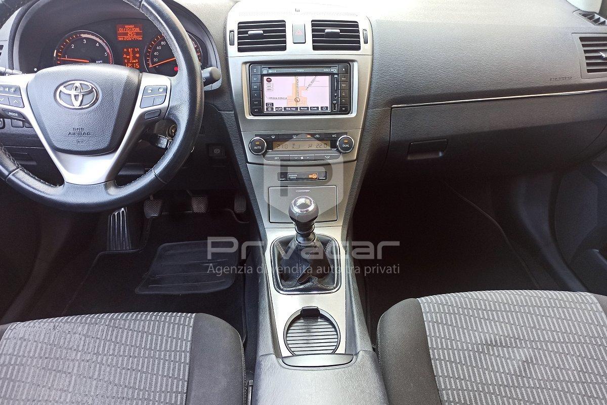 TOYOTA Avensis 2.0 D-4D Wagon Sol