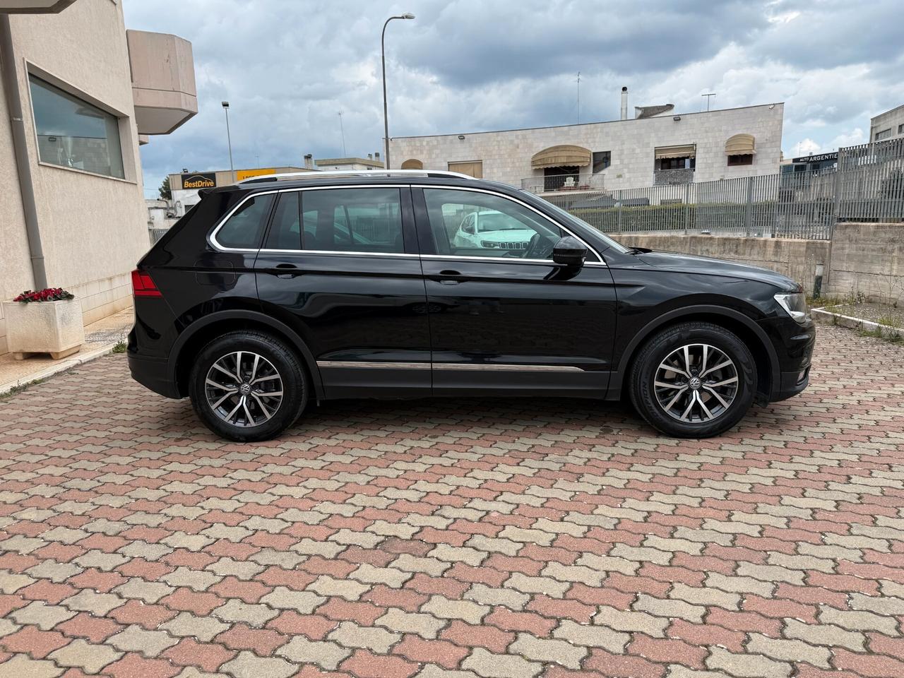 Volkswagen Tiguan 1.6 TDI SCR Business BlueMotion Technology