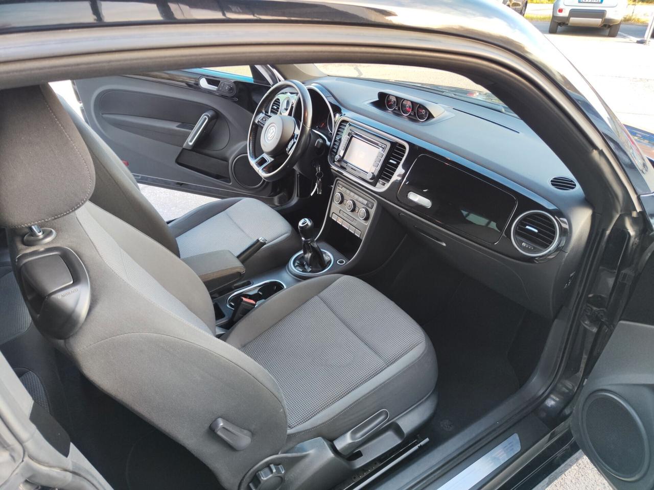 Volkswagen Maggiolino 1.6 TDI Design