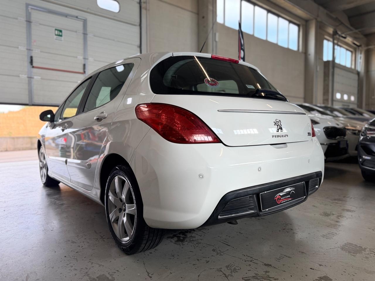 Peugeot 308 1.6 HDi 92 CV Active NEOPATENTATI