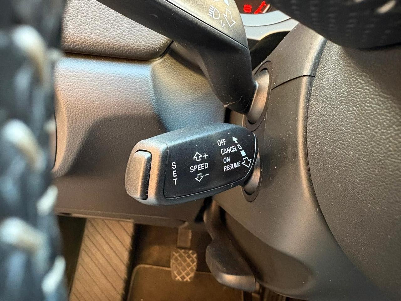 Audi Q3 2.0 TDI 120 CV S-LINE