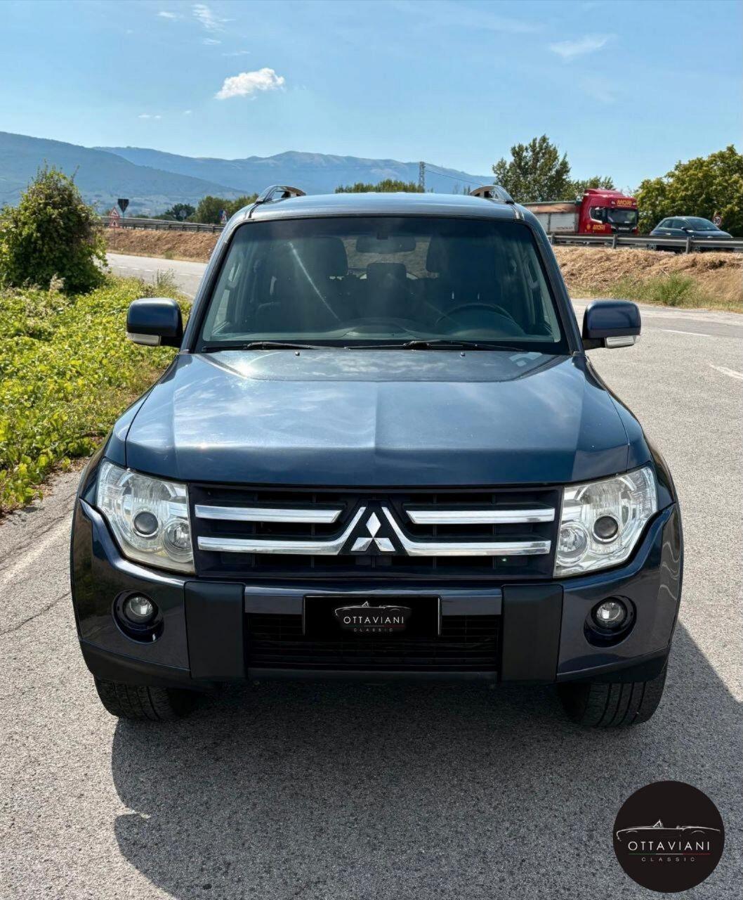 Mitsubishi Pajero passo lungo MANUALE