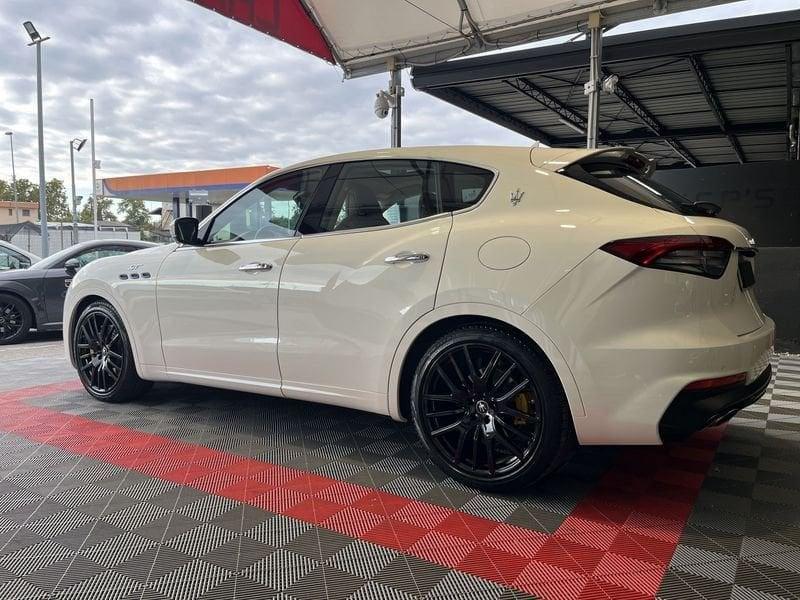 Maserati Levante MHEV 330 CV AWD GT