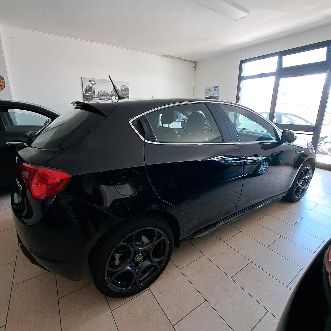 Alfa Romeo Giulietta 1.6 JTDm-2 120 CV