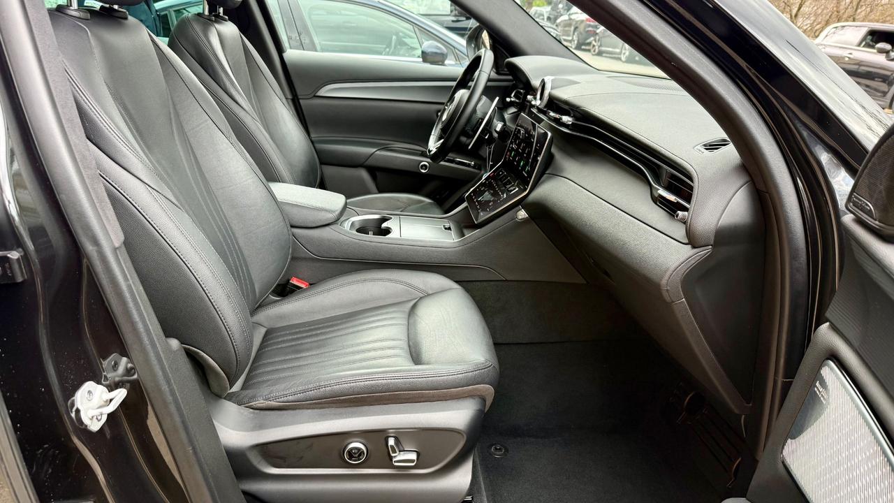 Maserati Grecale MHEV 300 CV AWD GT