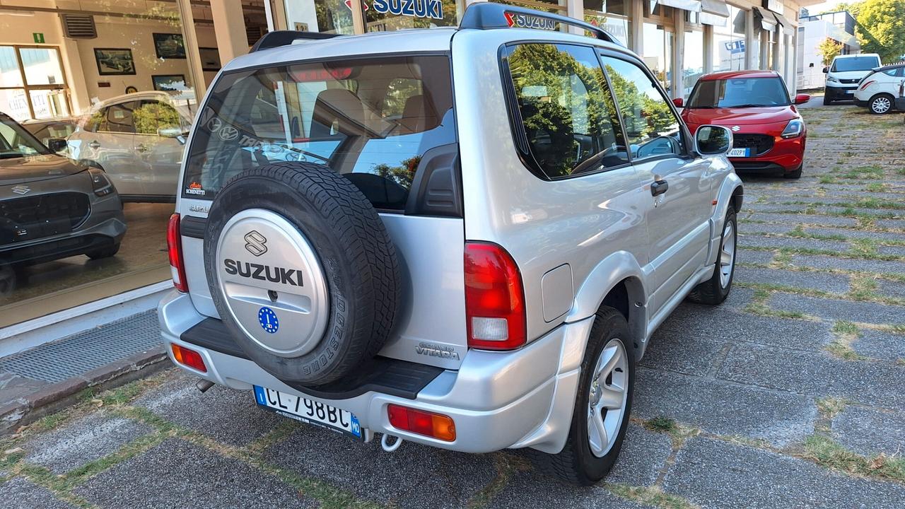 Suzuki Grand Vitara 1.6i 16V cat 3 porte
