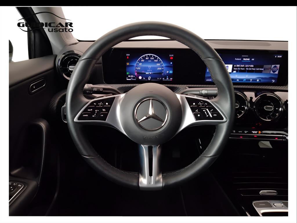 Mercedes-Benz Classe A - W177 2023 - A 180 d Advanced auto