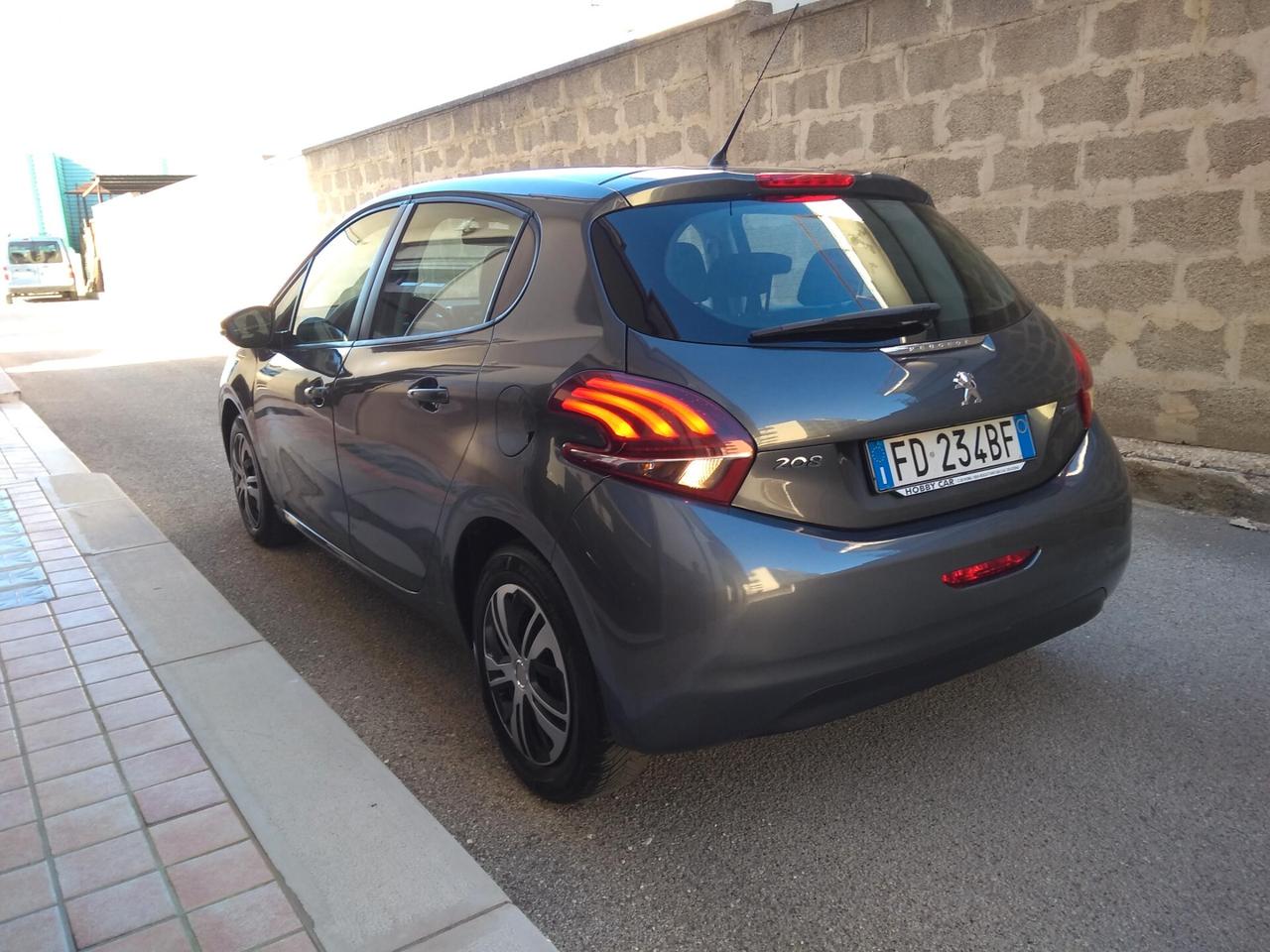 Peugeot 208 BlueHDi 75 5 porte Active