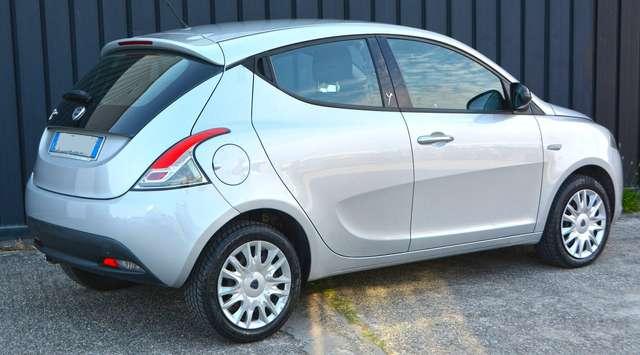 Lancia Ypsilon 1.3 mjt 5p * OK NEOPATENTATI * BELLISSIMA