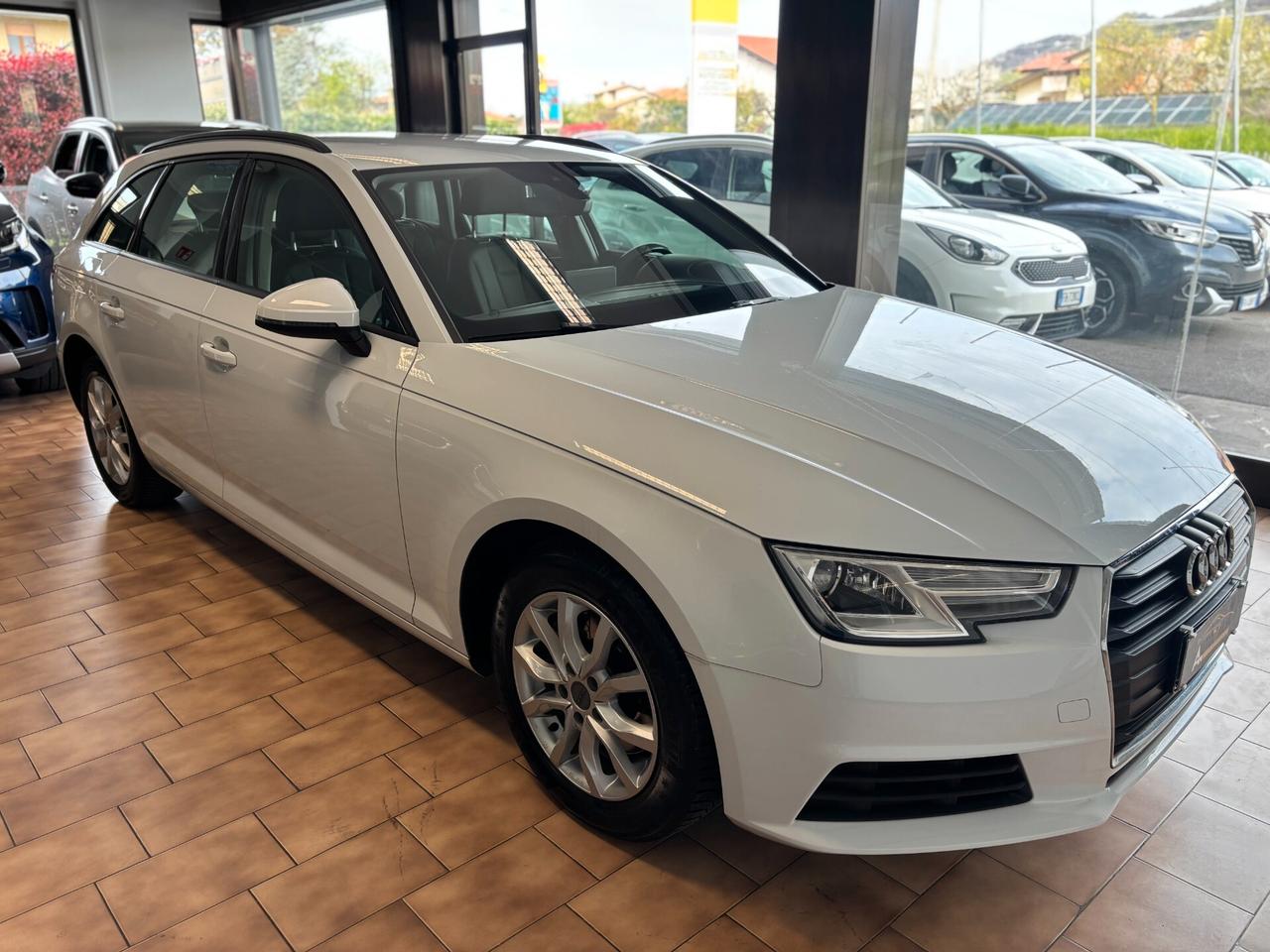 AUDI A4 Avant 2.0 tdi Business 150cv s-tronic