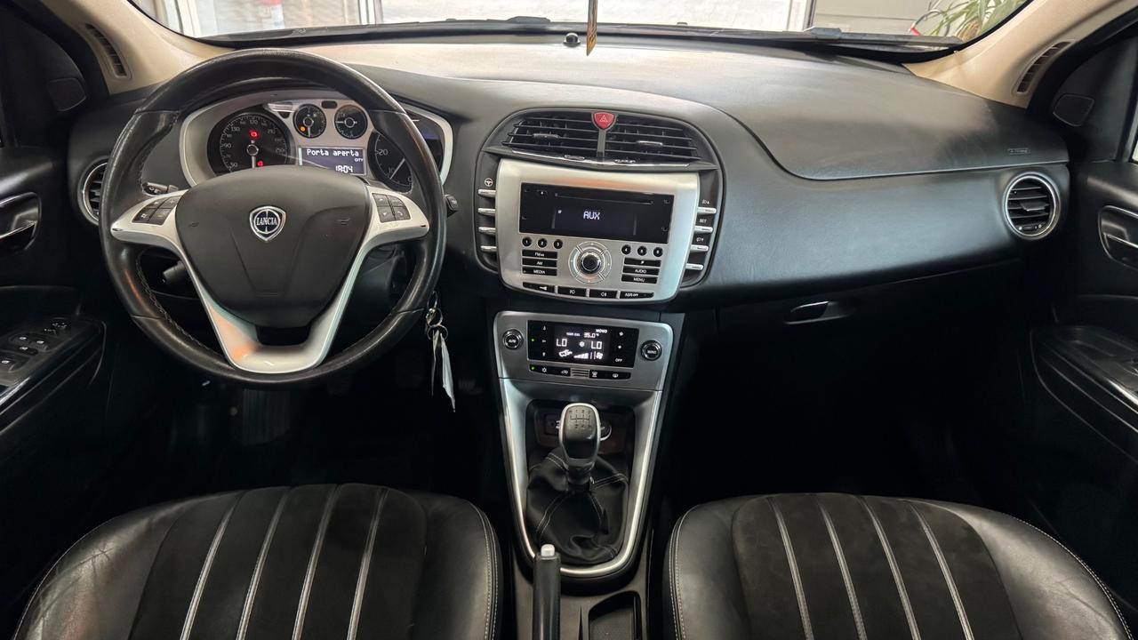 Lancia Delta 1.6 MJT DPF Gold-2012