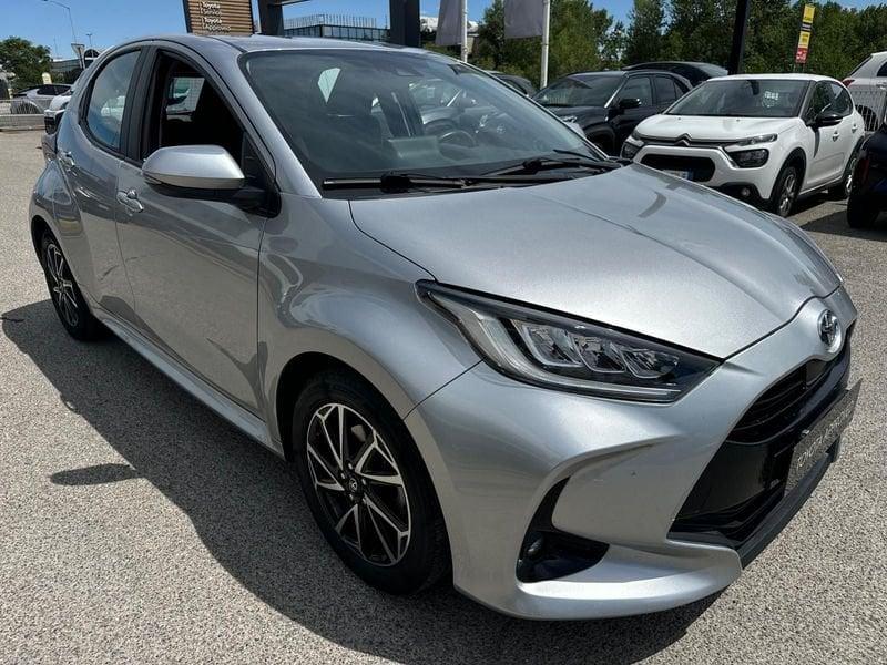 Toyota Yaris Hybrid Trend MY22