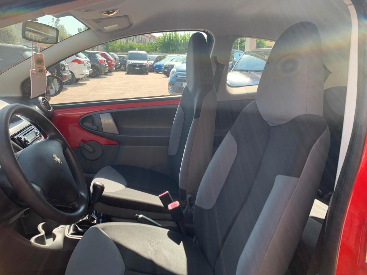 Peugeot 107 1.0 68CV 3p. Desir