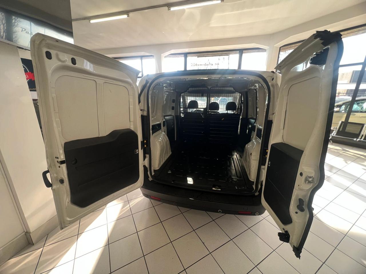 Fiat Doblo Doblò 1.6 MJT 16V 95CV Easy VAN 3 POSTI PREZZO + IVA