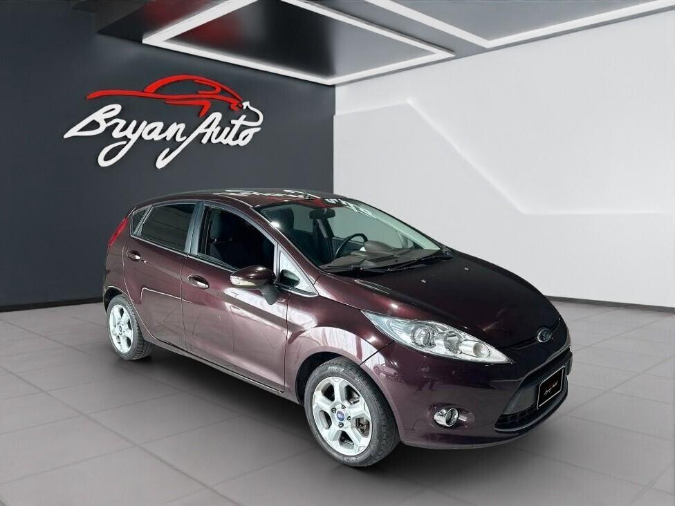Ford Fiesta 1.4 TDCi 5p. Titanium