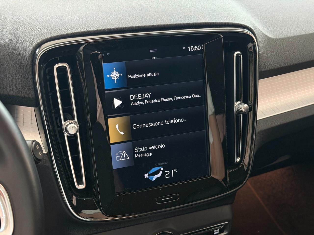 Volvo XC40 2.0cc 190Cv Automatica-Retrocamera