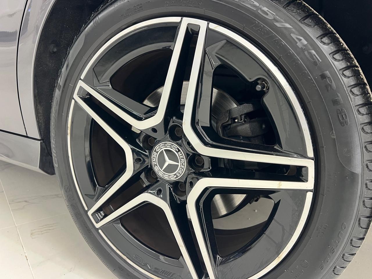 Mercedes-benz CLA 200 d Automatic Premium