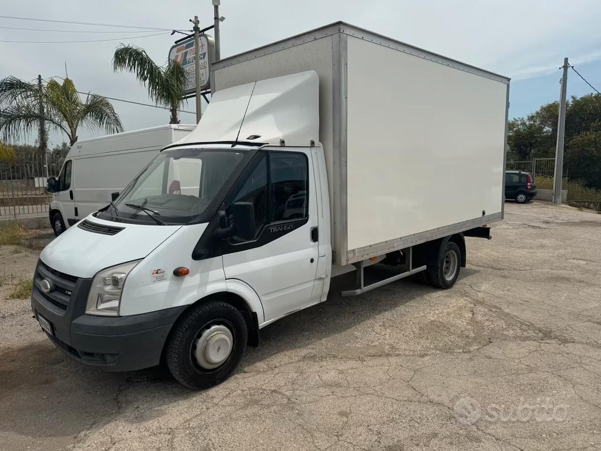 Ford Transit con cassone lega leggera
