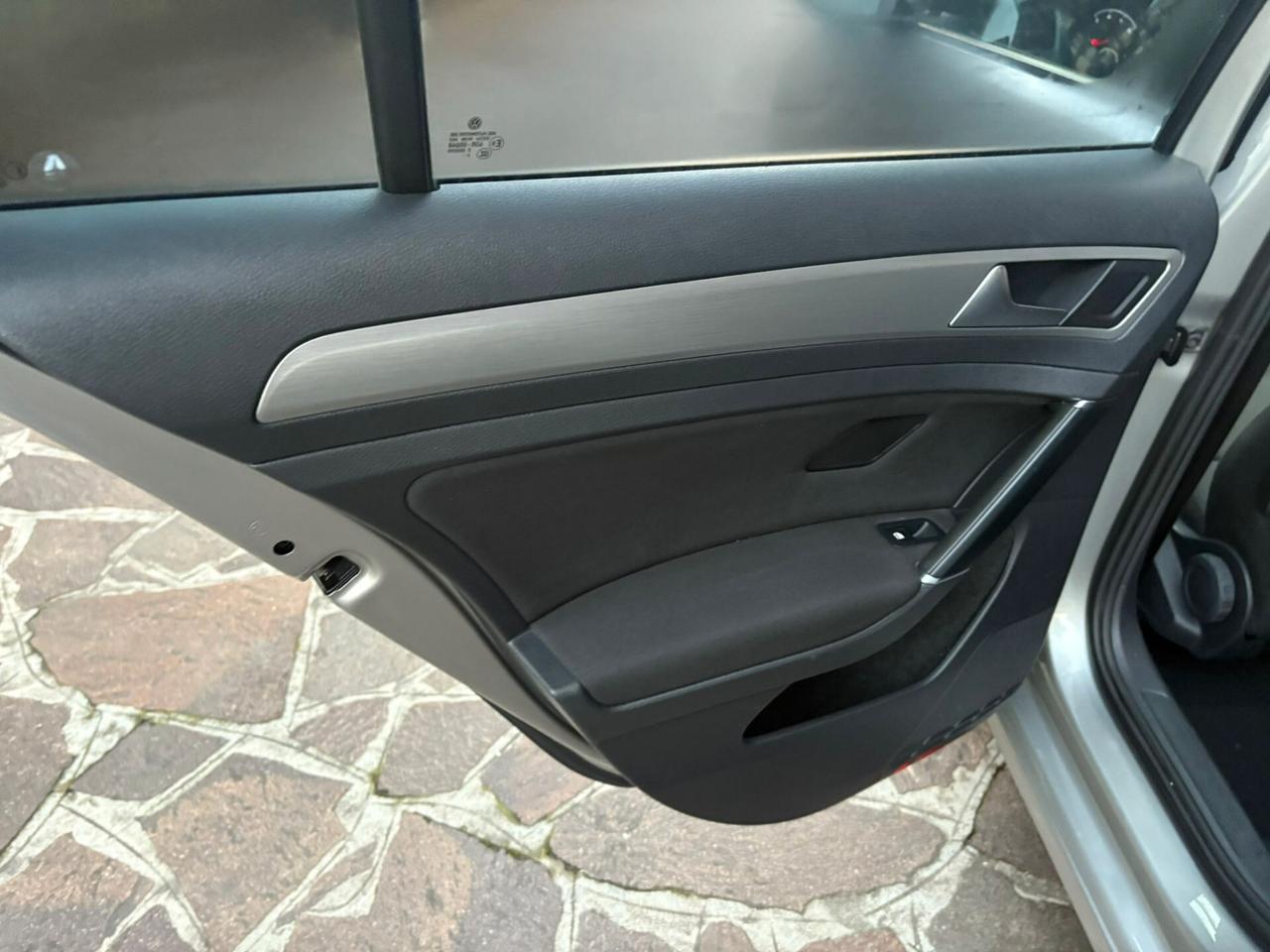 Volkswagen Golf Variant 1.4 TGI Highline BlueMotion