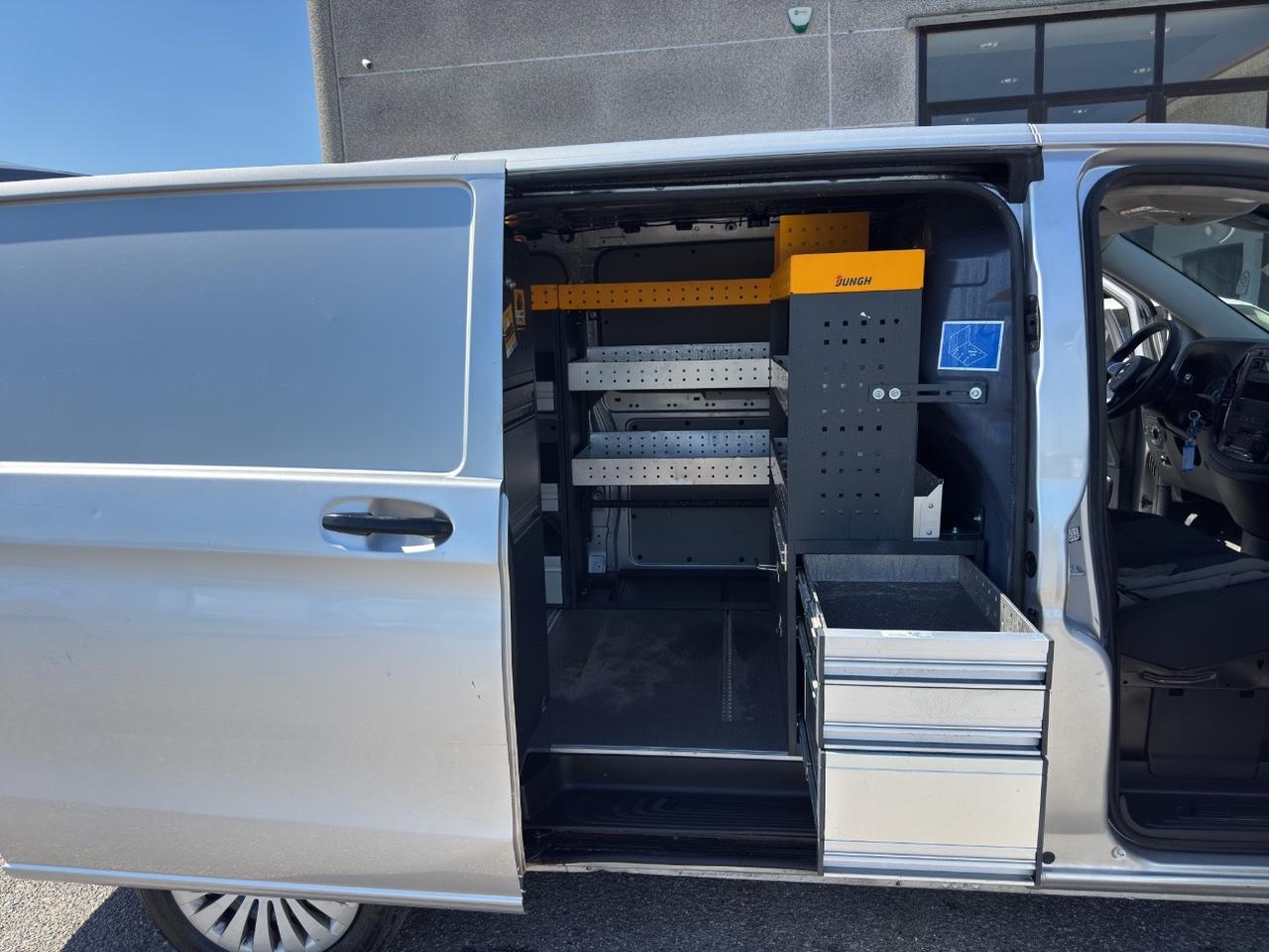 MERCEDES Vito 114 CDI 4X4 LONG PL-TN ALLESTITO OFFICINA MOBILE-CRUISE-CRUISE-
