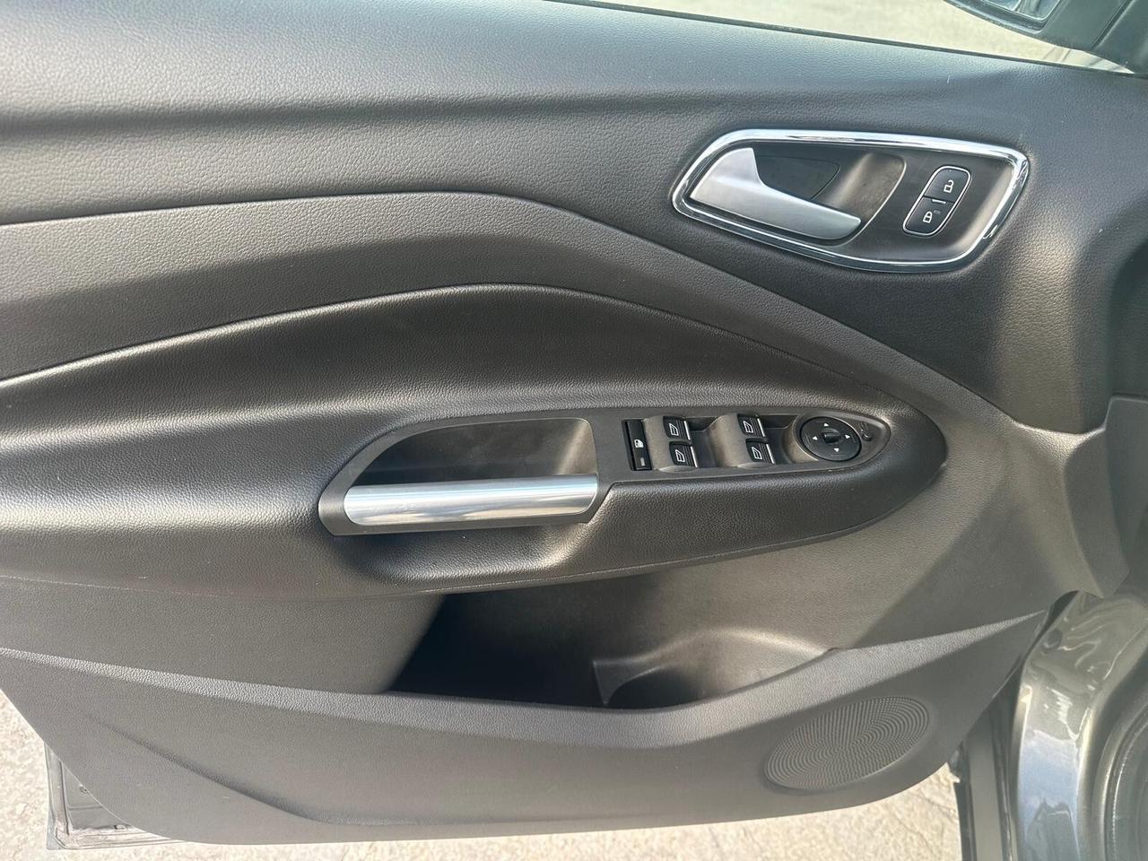 Ford Kuga 1.5 EcoBlue 120 CV Titanium (2019) | Solo 102.900 KM -