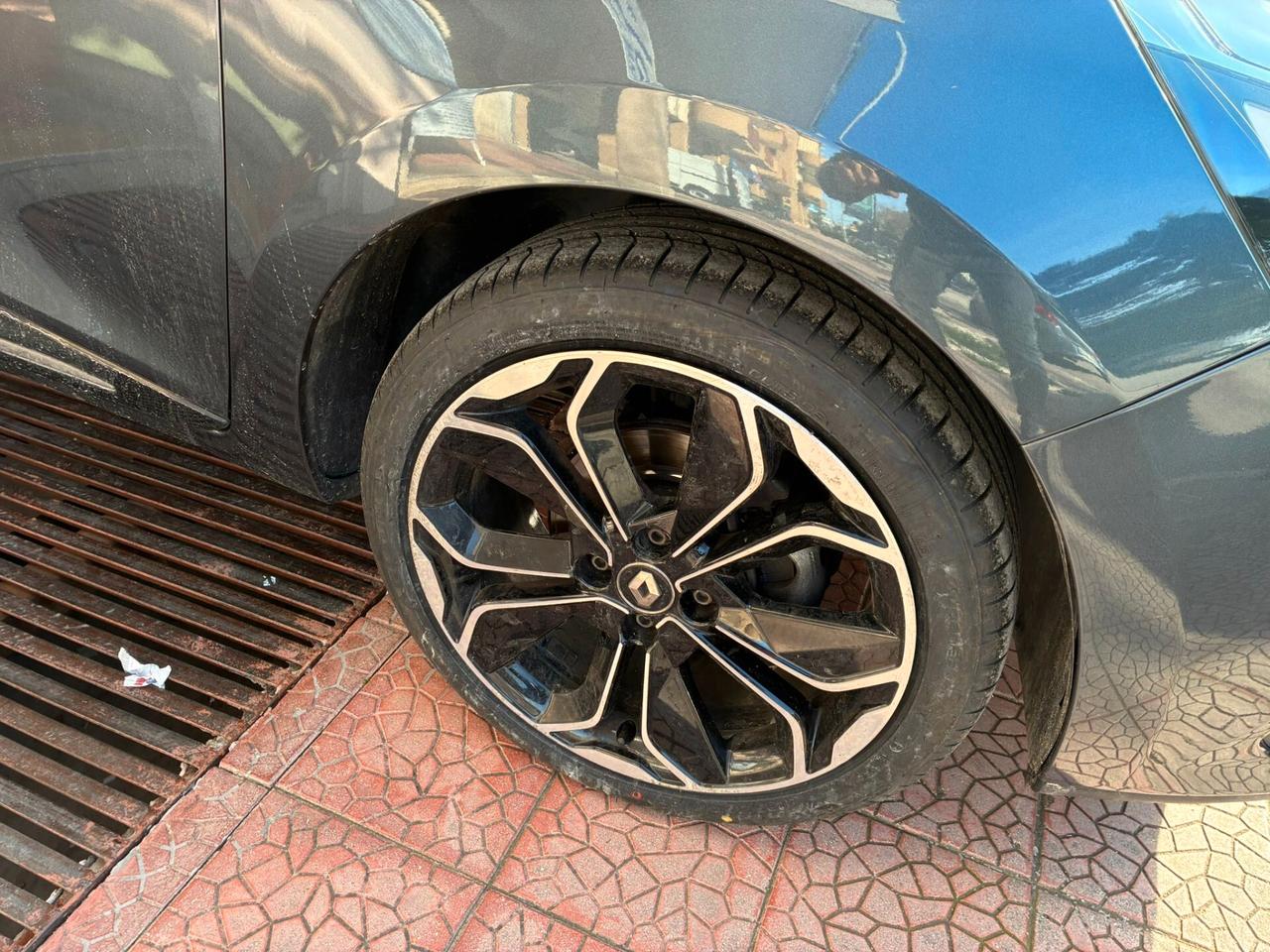 Renault Clio S.W.1.5dCi110CV perfetta navi retro-18