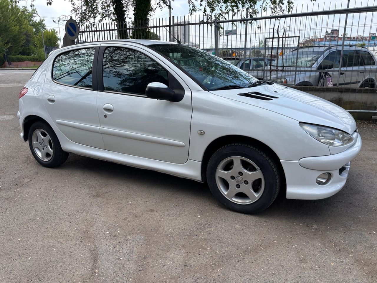 Peugeot 206 1.4 HDi 5p. XT