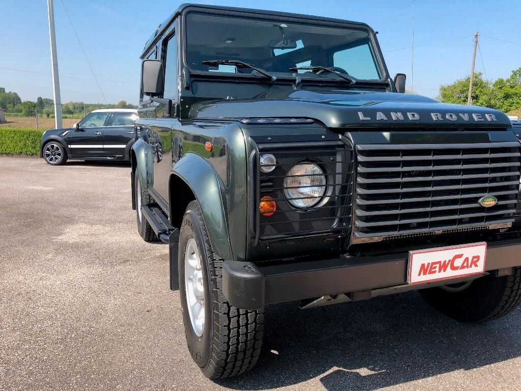 Land Rover Defender 90 2.4 TD4 S