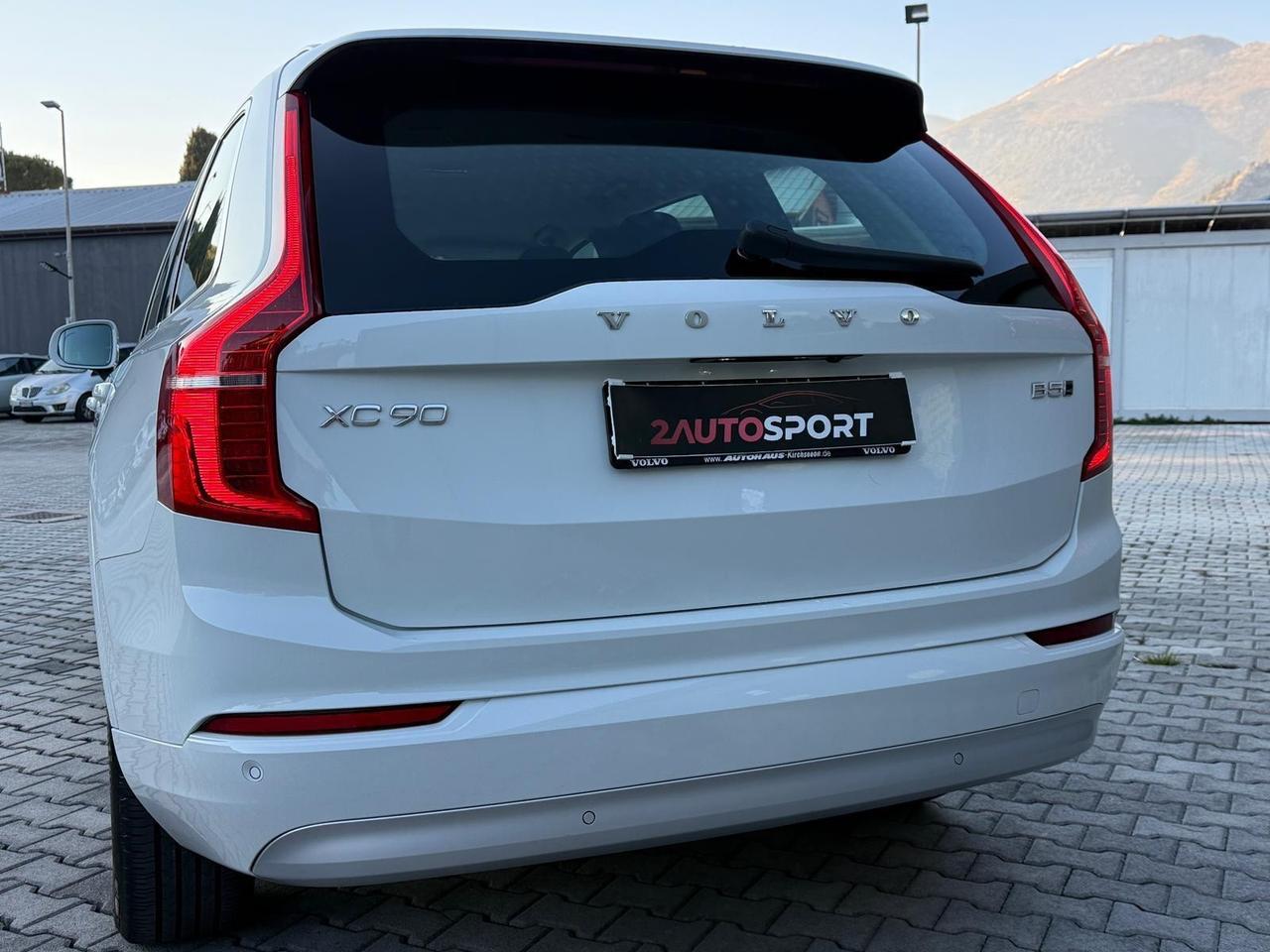 VOLVO XC90 MOMENTUM AWD IVA ESPOSTA