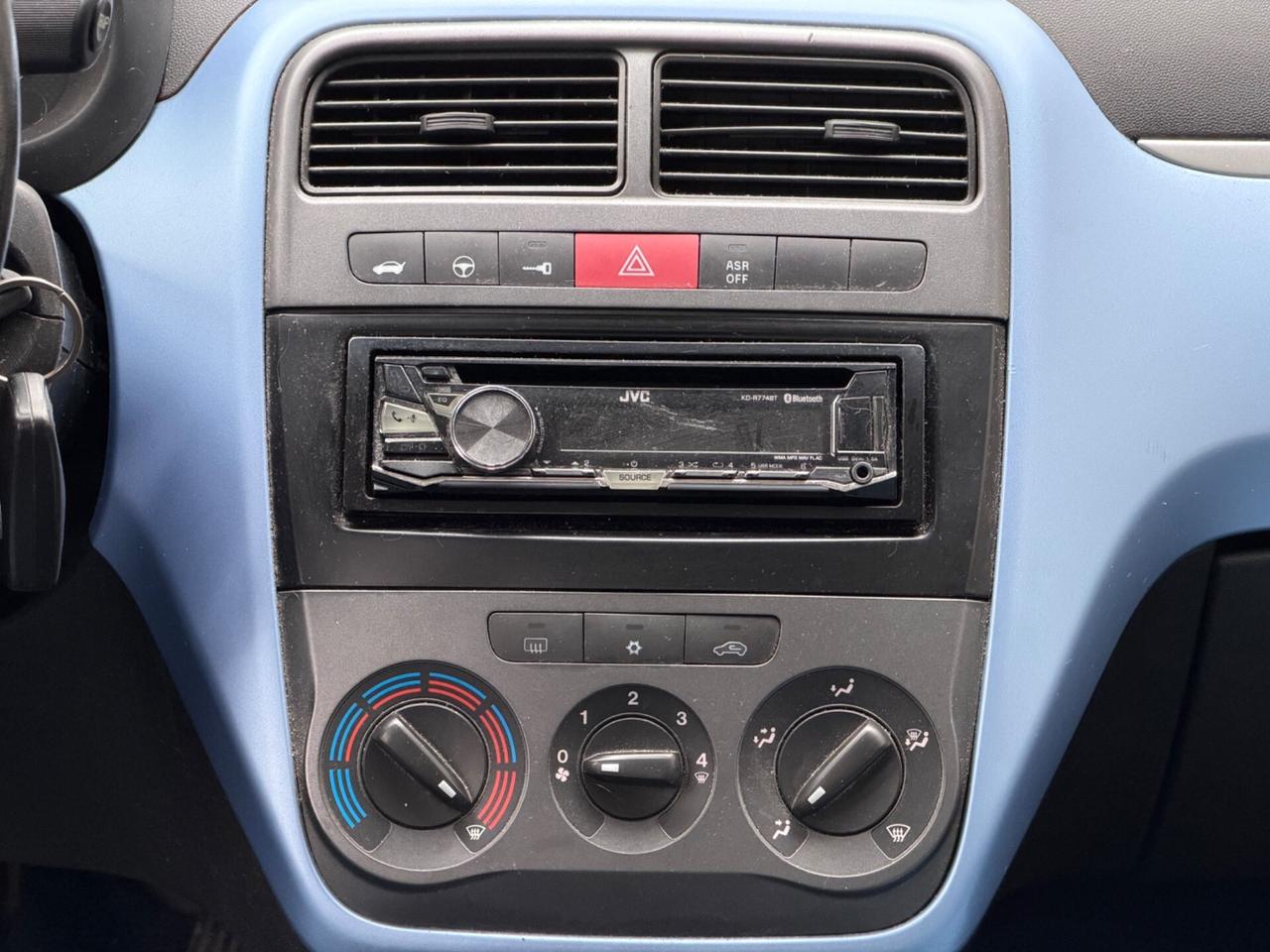 Fiat Grande Punto 1.4 5p- Neopatentati-Garanzia