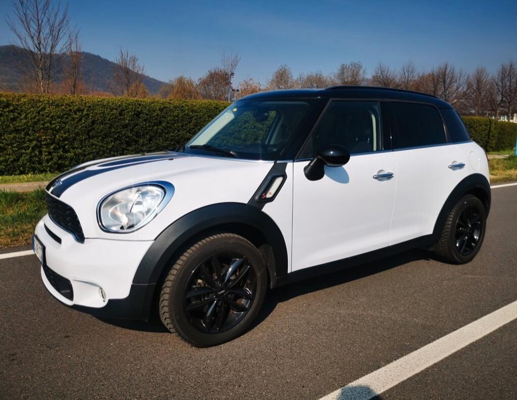 MINI COUNTRYMAN COOPER SD -143 CV