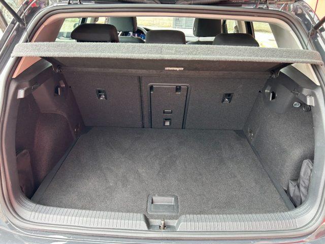 VOLKSWAGEN Golf 1.5 TGI DSG Life