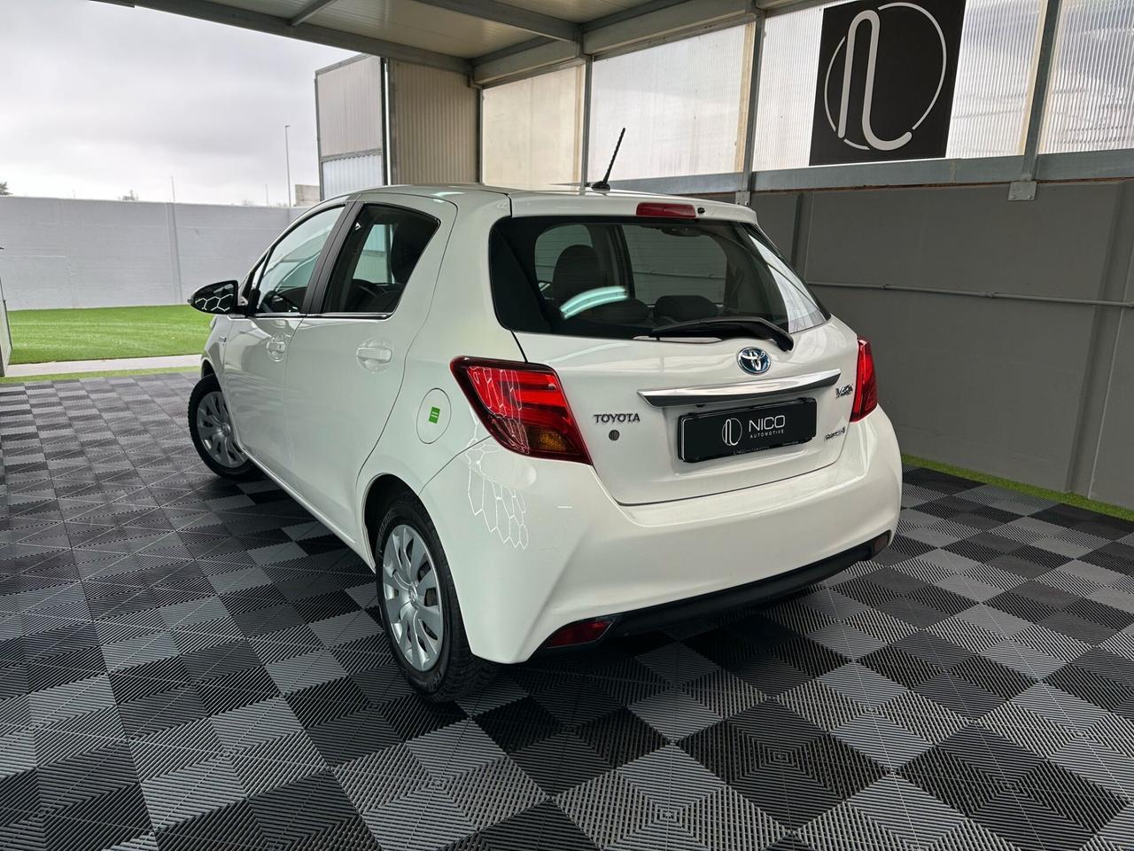 Toyota Yaris 1.5 Hybrid 5 porte Active