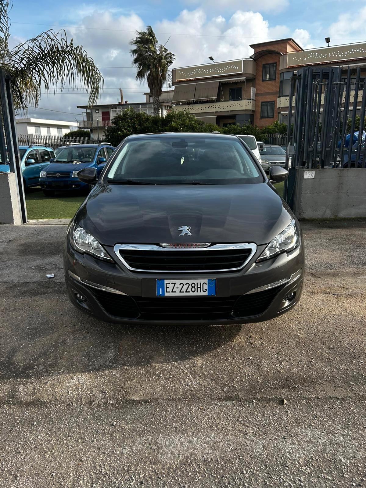 Peugeot 308 PureTech Turbo 130 S&S Allure GPL