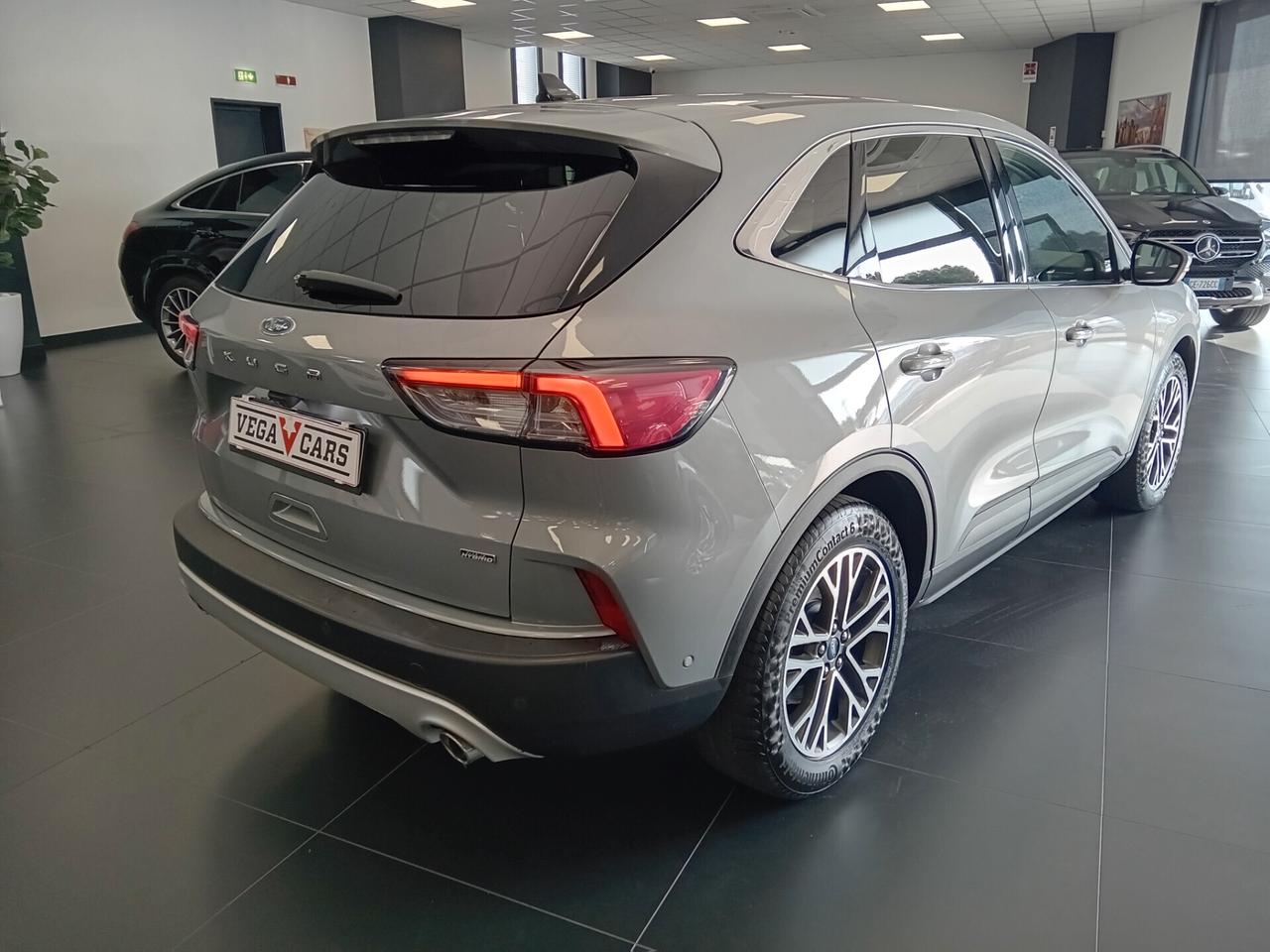 Ford Kuga 2.5 Plug In Hybrid 225 CV CVT 2WD Titanium
