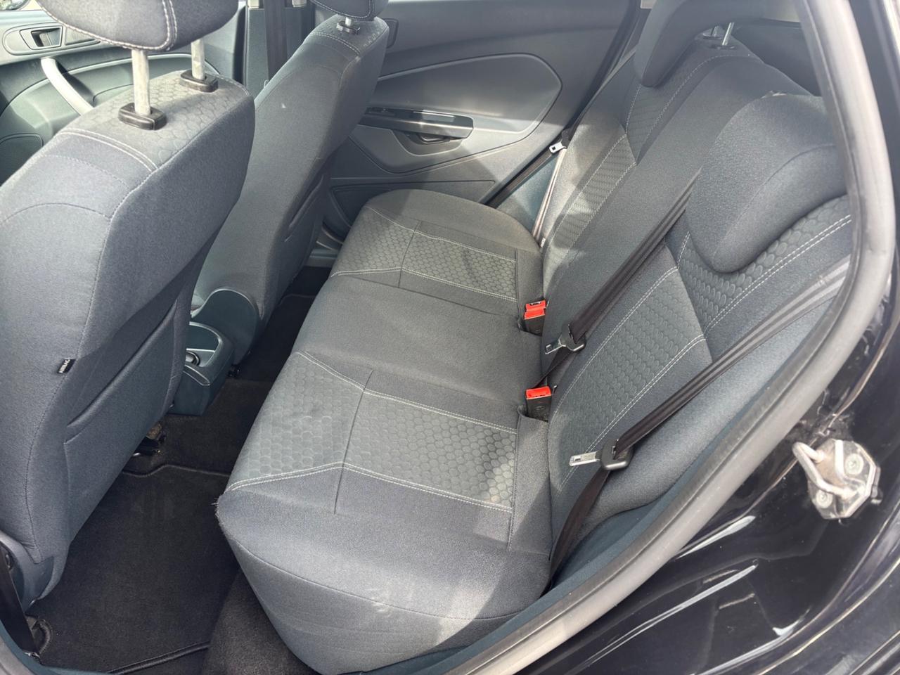 Ford Fiesta 1.4 5 porte Bz.- GPL Titanium