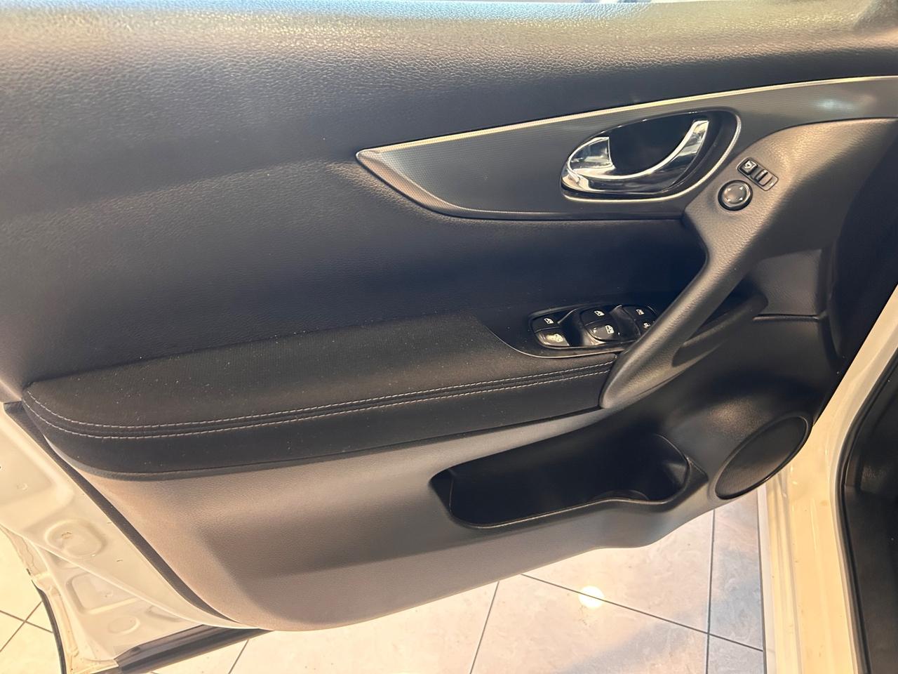 Nissan Qashqai 1.5 dCi N-Connecta